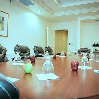 Hotel Hilton Garden Halifax Airport 4*